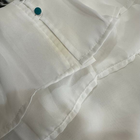 Cruel Girl Sheer White Button Up Blouse SZ L Embroidered Western Boho Pleated - Picture 10 of 10
